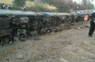 train_derail.jpg_11111_1490845347_749x421